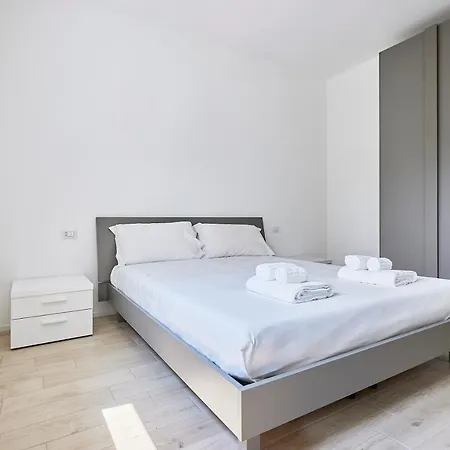 San Siro- Postumia Elyon Apartamento *