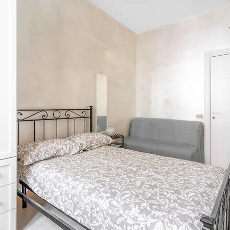 Apartament Mo30 Loreto- Duomo- Large Modern - *