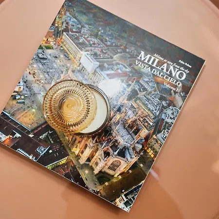 Urban Flats Modern Few Minuts From Duomo