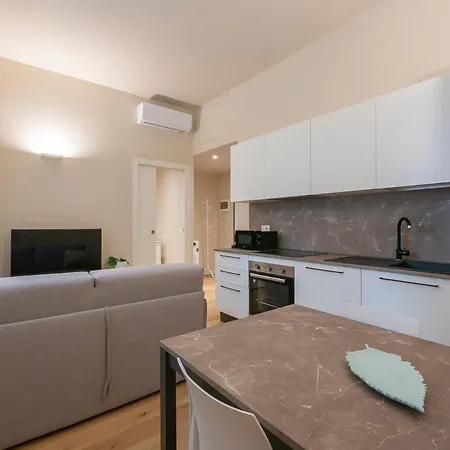 I Host - Ranzoni 1 Apartament