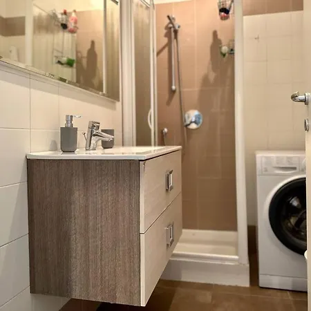 Apartamento Porta Venezia, Speciale Con Due Camere.