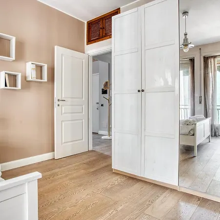 Joivy Delightful Flat With Terrace Milan