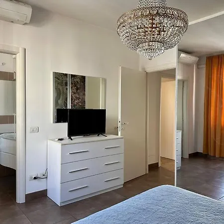 Apartamento Porta Venezia, Speciale Con Due Camere.