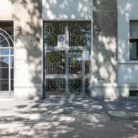 Luna Homes - Bilocale In Mac Mahon Apartman Milánó