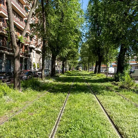 Luna Homes - Bilocale In Mac Mahon Apartman