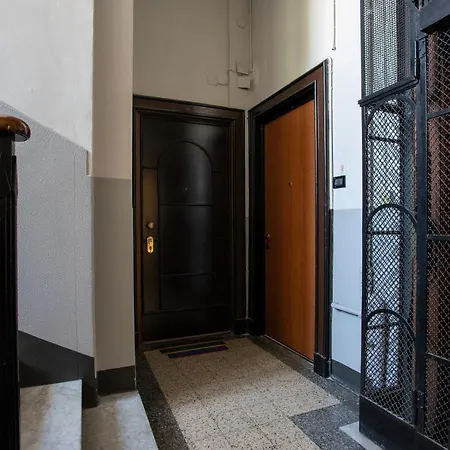 Luna Homes - Bilocale In Mac Mahon Apartman