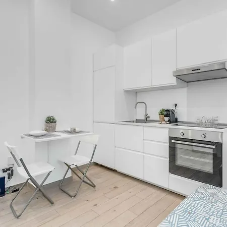 Ven93 -loreto - Duomo- Wifi - Modern - Daire *