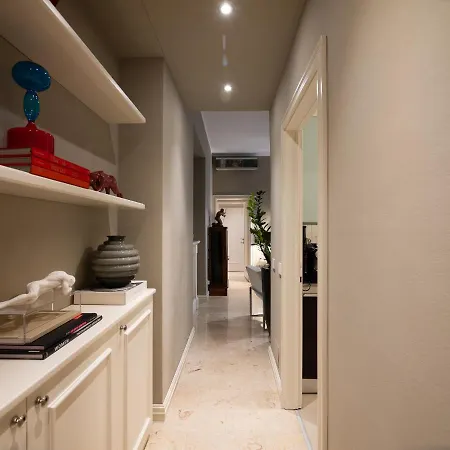 Elegante Stanza Nel Cuore Di Porta Venezia A *