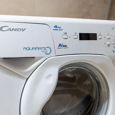 Sempione-duomonuovo Loft Con Wifi E Neflix Apartamento Milán