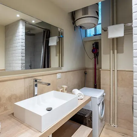 Apartamento Sempione-duomonuovo Loft Con Wifi E Neflix *