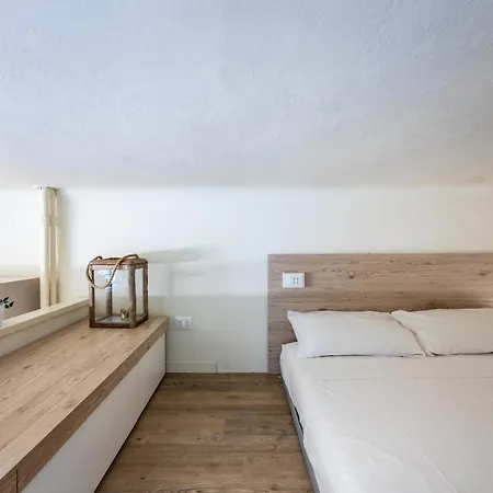 Sempione-duomonuovo Loft Con Wifi E Neflix Apartamento