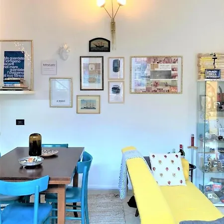 Apartment Open Space Con Soppalco, Zona Marche *