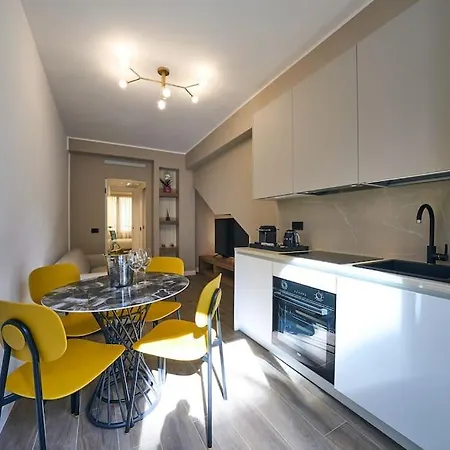 Picasso Luxe Apartment