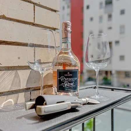 10 Min Duomo Free Parking Wifi Ac Lejlighed