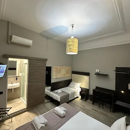 Bogart Hotell 2*