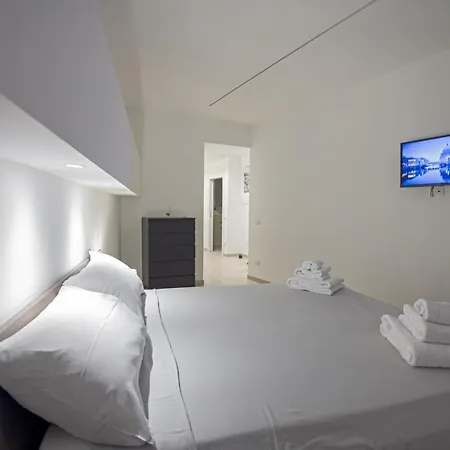 Loft La Sedia Rossa - Centro Storico * Milão