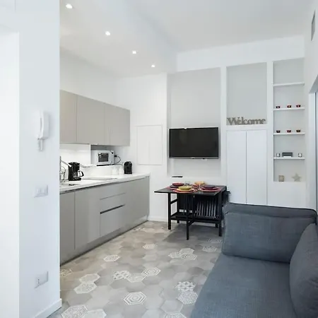 Lejlighed Nella Movida Di Isola-porta Nuova