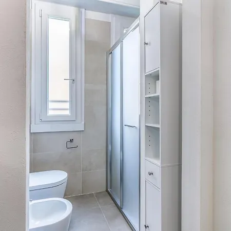 Pisani * מילאנו