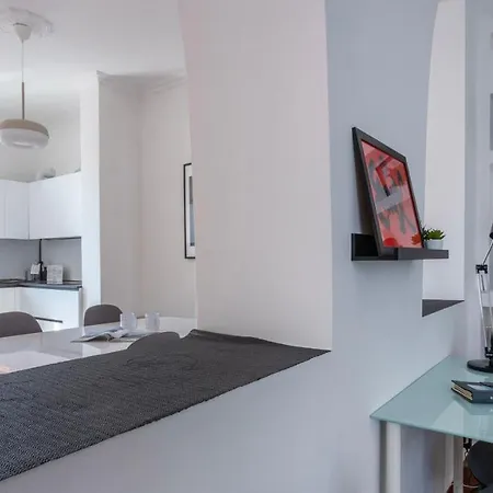 Italianway Easy - Cristoforo Colombo 5b * Milan