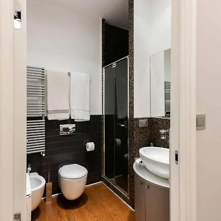 3 Luxury Flat In The Heart Of Porta Venezia Сasa de vacaciones *