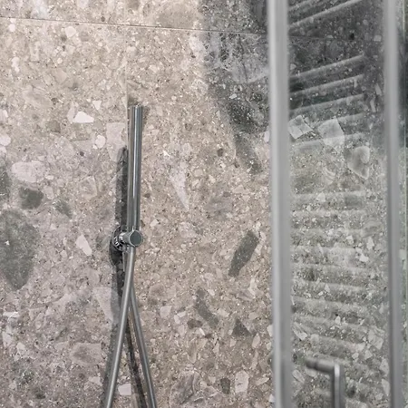 Bandello House, Corso Magenta -