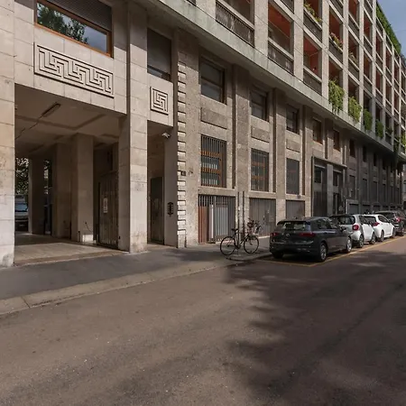 Bandello House, Corso Magenta - *