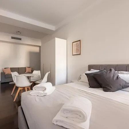 Bandello House, Corso Magenta - * 밀라노