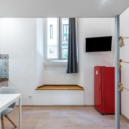 Isola - Flat Apartment