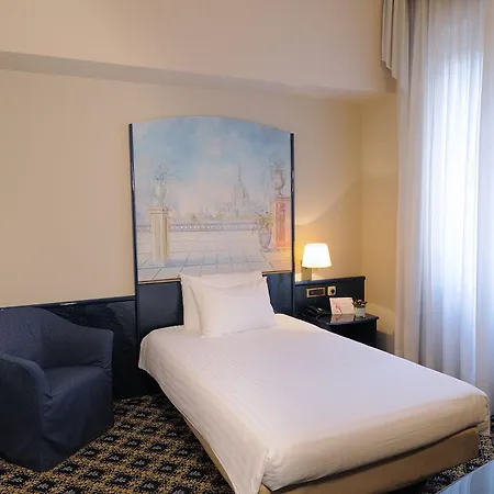 Ξενοδοχείο Ih Ambasciatori 4*