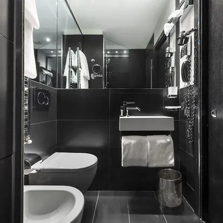 Lhp Napoleon Hotel Milan