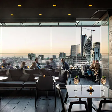 فندق إم إي ايل دوكا 5*