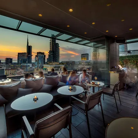 إم إي ايل دوكا ميلان