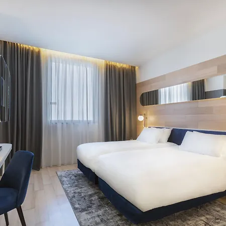 Voco Milan-fiere By Ihg Hotel 4*