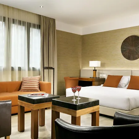 Milan Suite Hotel 4*
