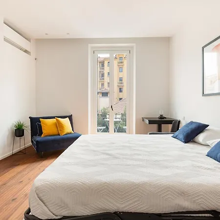 Guesthost - Modern & Comfortable Flat - Near Station דירה מילאנו