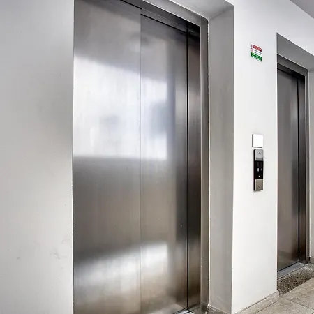 Just Urban - With 90sqm Terrace - Solari * Mailand