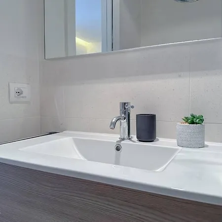 Apartment Luxury 2 Mins From Duomo Mailand