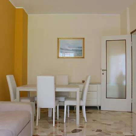 Apartment Frattini Comfy Family - 4 People Mailand