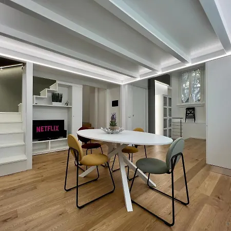 Central Luxe Haven شقة ميلان