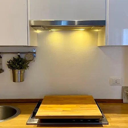 Da Vinci - With Balcony In Design District - Tortona Area Lejlighed Milano