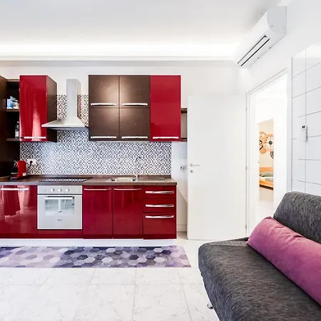 Smart Near Metro Apartamento