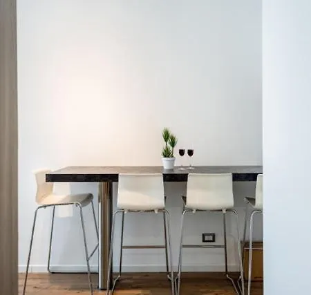 Apartment Smart Near Metro