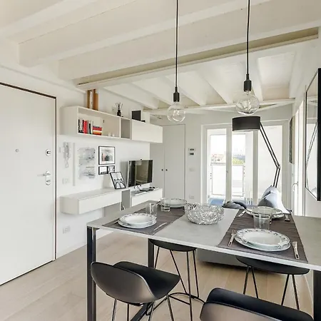 Carlo D'adda By Halldis Apartment