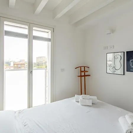 Carlo D'adda By Halldis Apartment