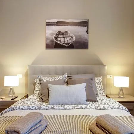 Milanrentals - Angelica *