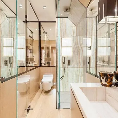 Rooftop Elegant In Center 3br Σπίτι διακοπών *