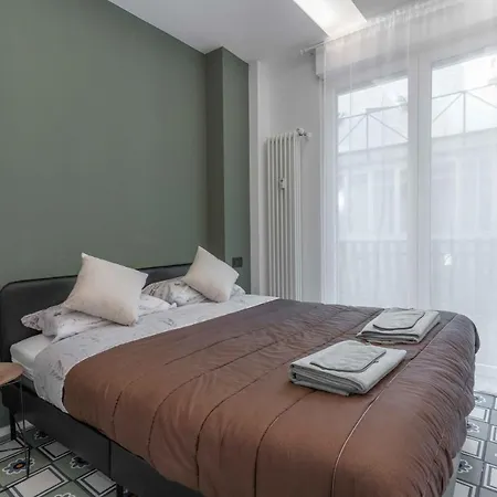Apartment Au8 -corso Buenos Aires-loreto- Terrace - Luxury Puzzle *