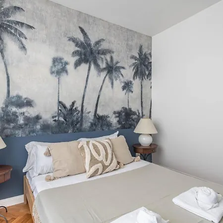 Easylife - - Galleria Buenos Aires 10 - Duomo Appartement *