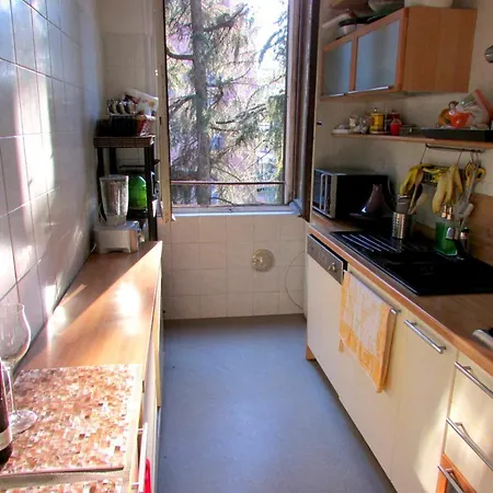 4 @ Porta Romana Apartament *