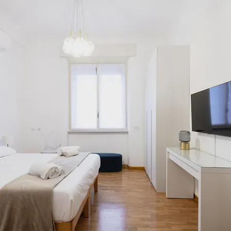 Easylife - Attico Di Lusso A Pochi Passi Dal Duomo * Milan